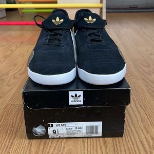 Adidas skateboarding 3st.003 shoe men’s Sz 9.5